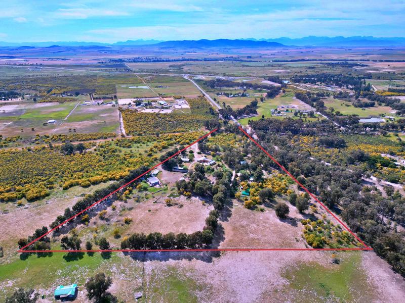 7 Bedroom Property for Sale in Dassenberg Western Cape